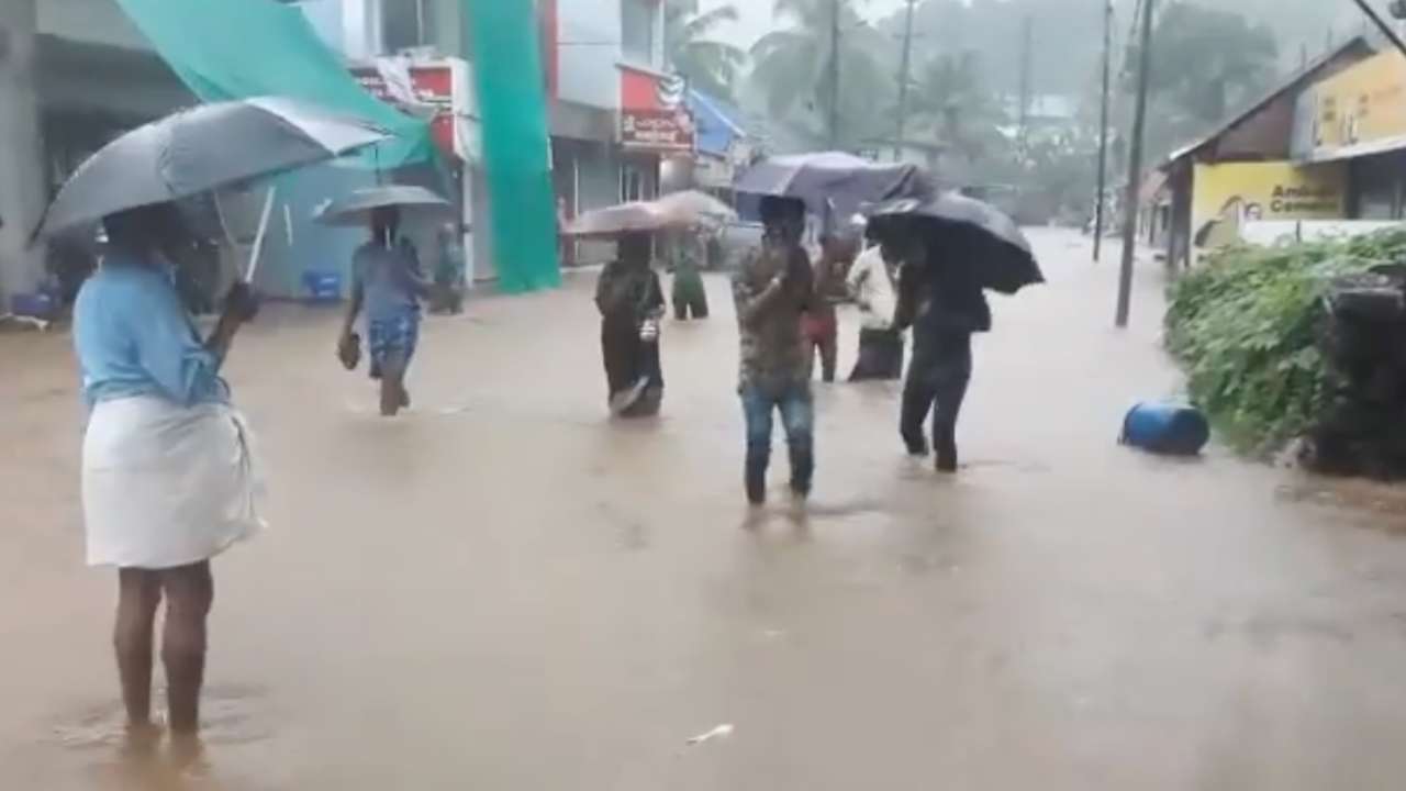 kerala: ભારે તબાહી: કેરળમાં પૂર અને ભૂસ્ખલનને કારણે આઠ અને કર્ણાટકમાં ત્રણ લોકોના મોત; કયા રાજ્યો IMD ચેતવણી હેઠળ છે?