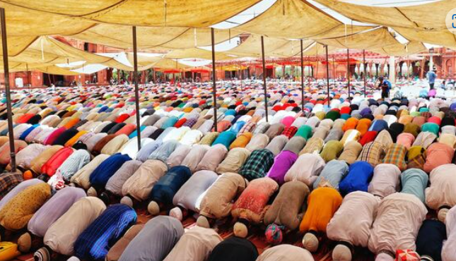 Eid: ચાંદ દેખાયો નથી; ૨૧મી તારીખે ઈદ ઉજવાશે – ટીલા વાલી મસ્જિદના શાહી ઇમામે જાહેરાત કરી