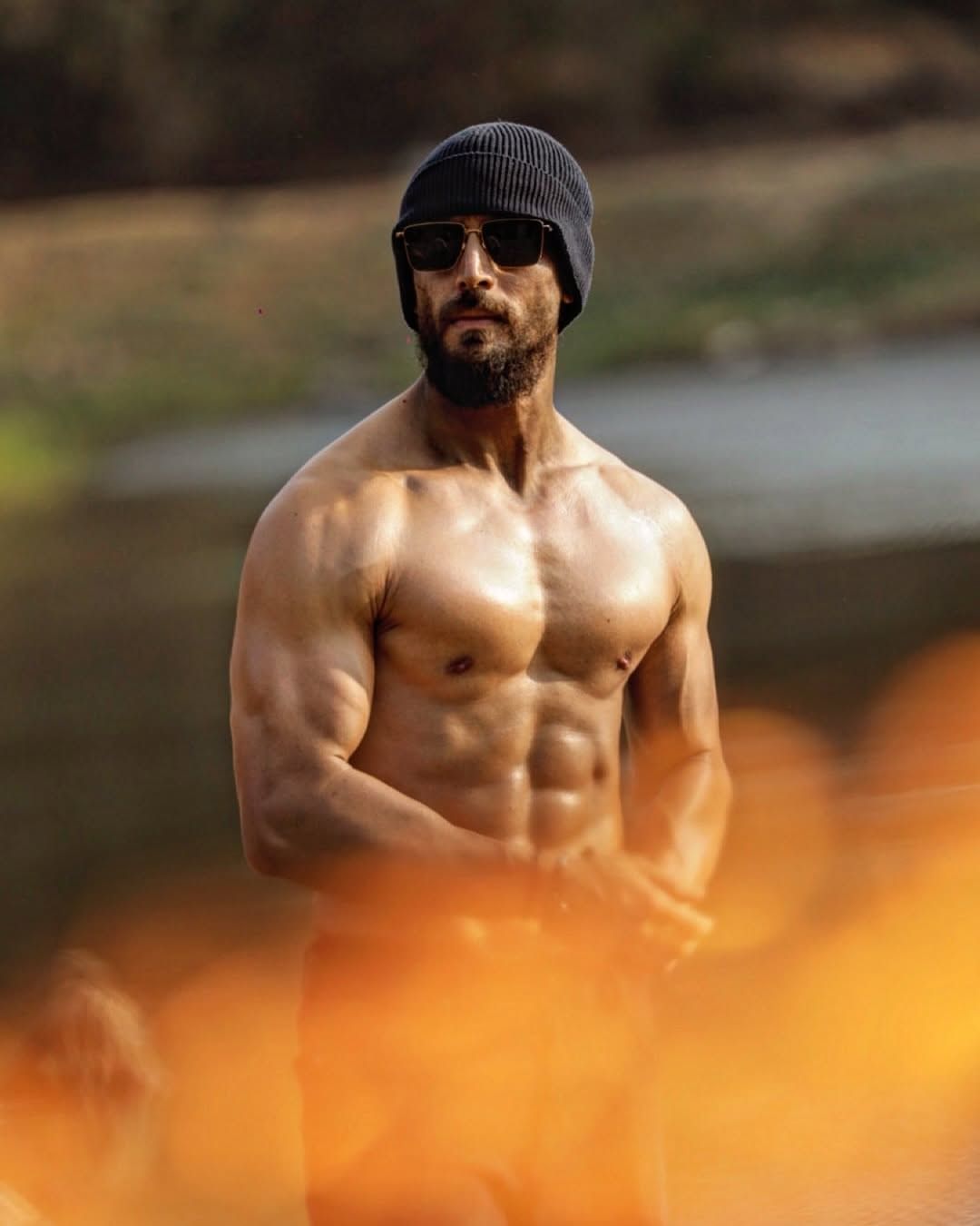 Tiger shroff: મુંબઈમાં ટાઈગર શ્રોફ સાથે જોડાયેલી ગોળીબારની ઘટના; મોટરસાઈકલ પર આવેલા ત્રણ હુમલાખોરોએ ગોળીબાર કર્યો