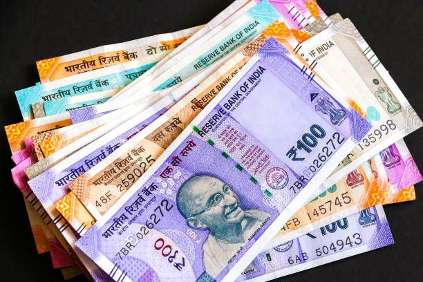 Rupees: ચલણ બજાર રૂપિયાને વધારવામાં નિષ્ફળ ગયું, બે દિવસમાં 57 પૈસા ઘટ્યું