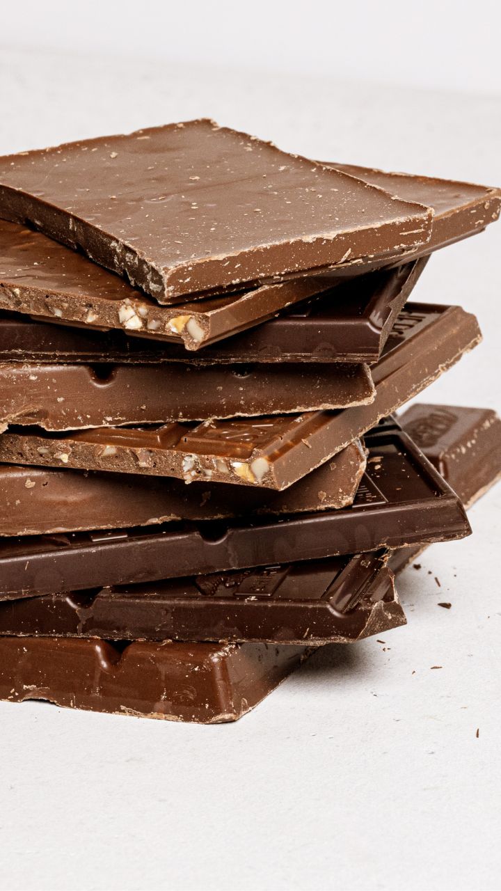 Chocolate: ડાર્ક ચોકલેટ સ્વાસ્થ્ય માટે કેમ ફાયદાકારક છે? કારણો જાણો