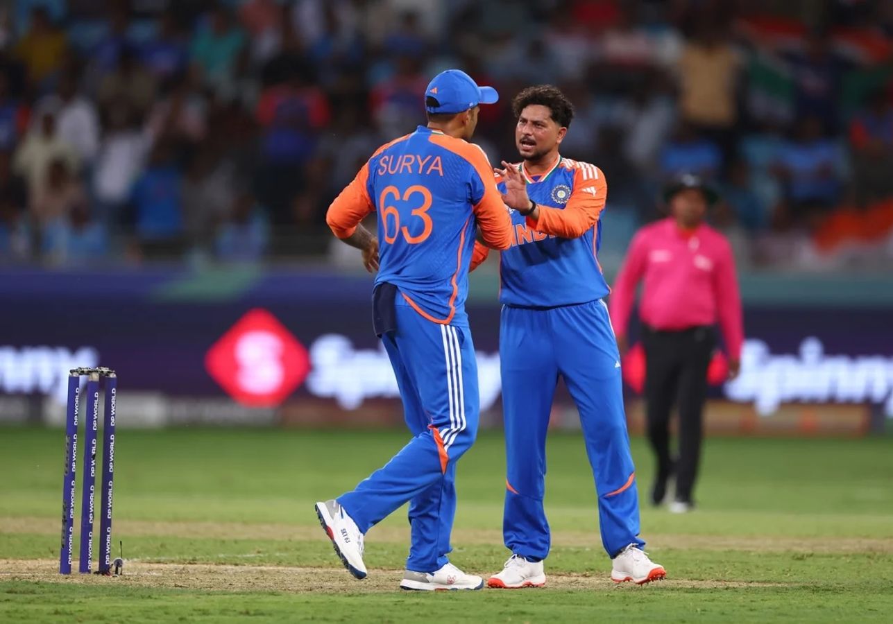 kuldeep-yadav-and-suryakumar-yadav-vs-uae-asia-cupITG-1757581864273
