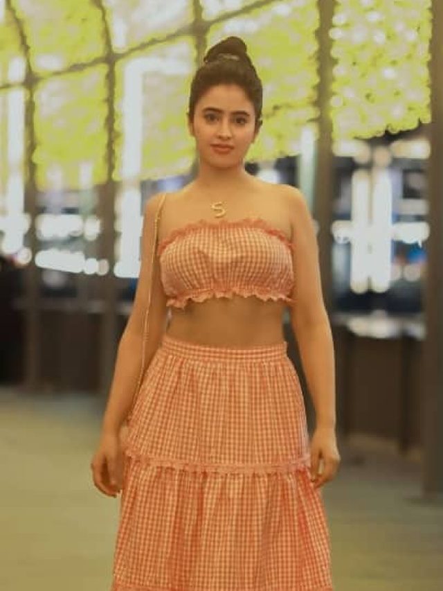 સાઉથ ઇન્ડિયન અભિનેત્રી શોભિતા રાણાએ હાલમાં જ ખાસ લૂકથી ફેન્સના દિલ જીત્યા