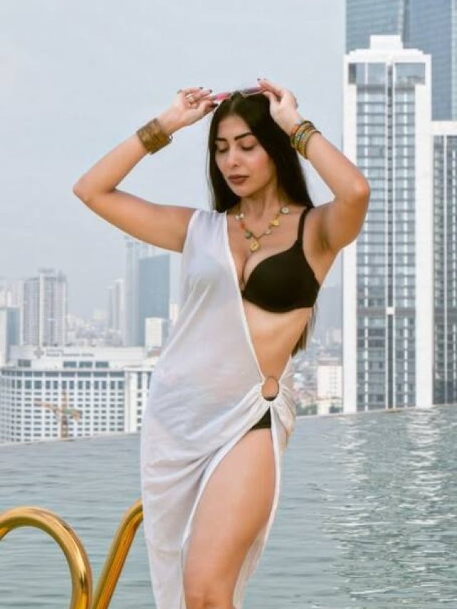 અભિનેત્રી રૂમા શર્માએ હાલમાં જ લેટેસ્ટ તસવીરોથી ધમાલ મચાવી છે