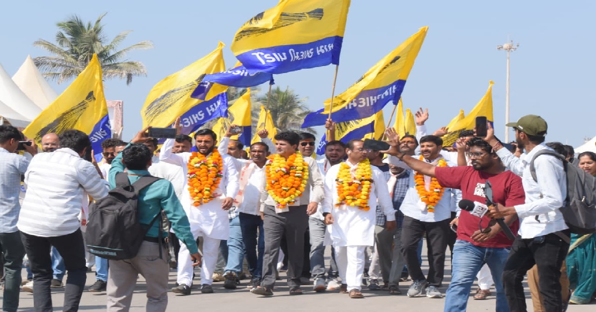 સોમનાથ મહાદેવના દર્શન કરીને AAPએ “પરિવર્તન લાવો, ખેડૂત બચાવો યાત્રા”નું કર્યું પ્રસ્થાન: Isudan Gadhvi