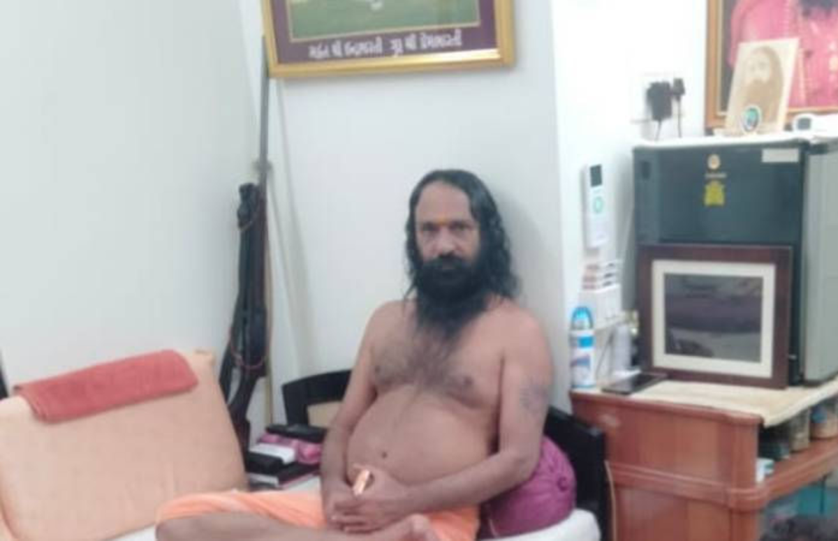 Junagadh: ભવનાથના સાધુનો ખેલ એપસ્ટેઈન કૌભાંડ કરતાં વધુ ખતરનાક છે, અમરગીરી બાપુનો ગંભીર આરોપ