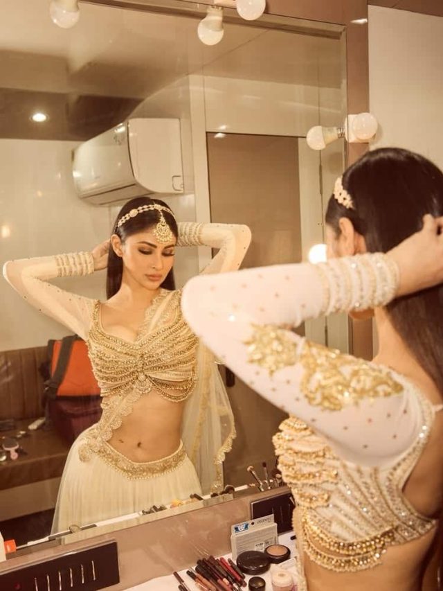 મૌની રોય ફરી એકવાર પોતાના ગોર્જિયસ અંદાજને કારણે ચર્ચામાં આવી