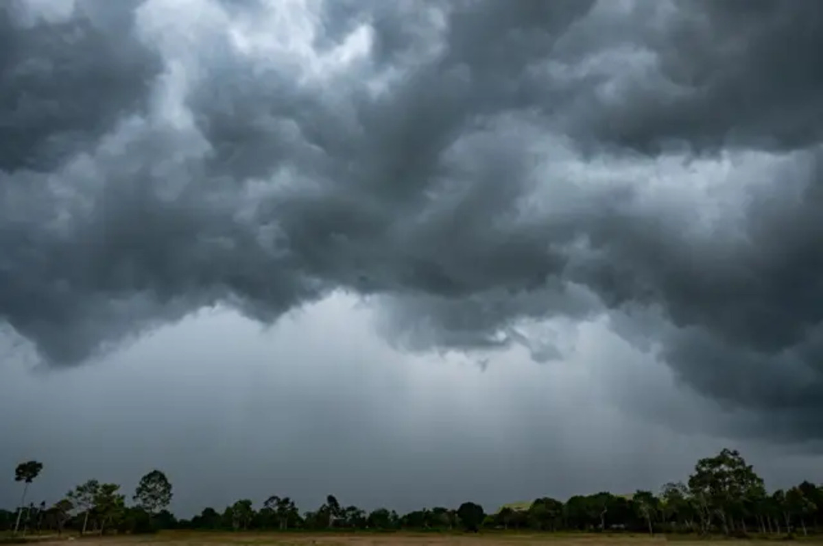 Gujarat: કાળઝાળ ગરમી વચ્ચે સાવરકુંડલાના ગ્રામ્ય વિસ્તારોમાં વરસાદની આગાહીએ ખેડૂતોની ચિંતામાં વધુ વધારો