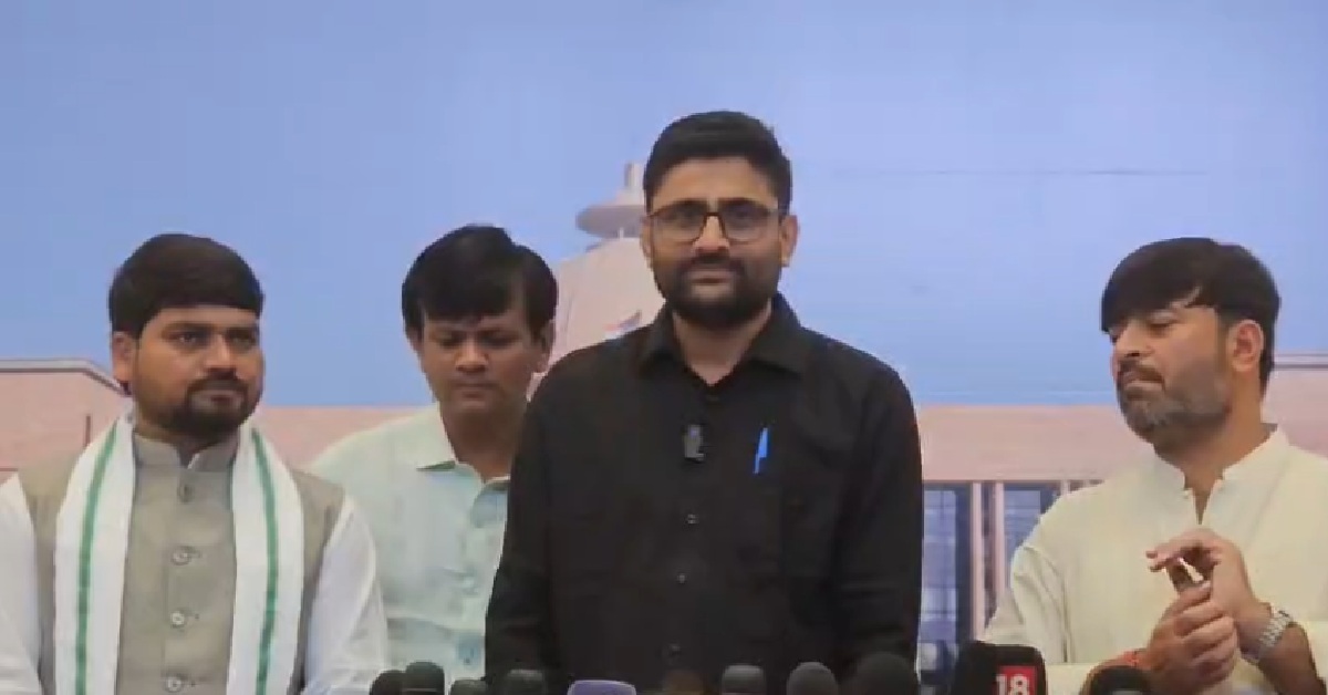 વિધાનસભામાં શાળા-દવાખાનાની સમસ્યા છોડી ક્રિકેટ મેચની ટિકિટ પર ચર્ચા ? : Gopal Italia