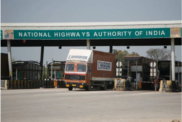 Road Toll Tax_ Highway toll plaza in India_