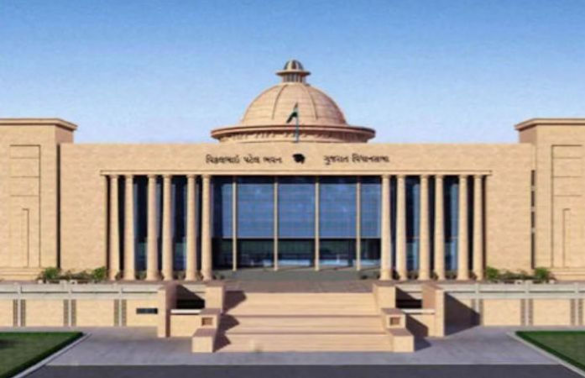 Gujarat: ગુજરાતમાં સમાન નાગરિક સંહિતા, સમિતિએ મુખ્યમંત્રીને અંતિમ અહેવાલ સુપરત કર્યો, ચાર અલગ બિલ રજૂ કરવાની યોજના