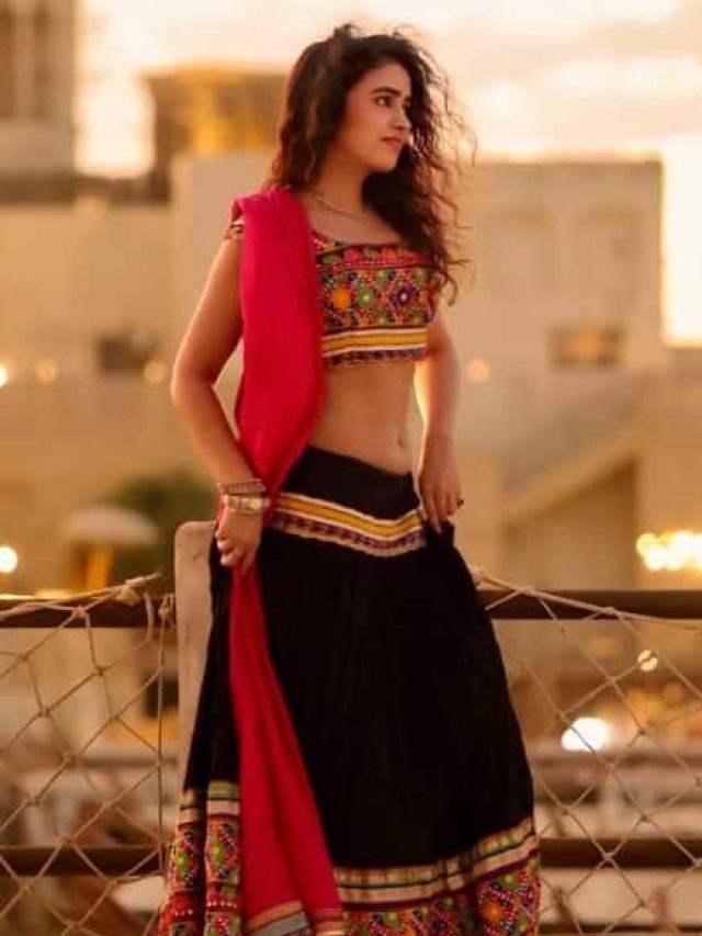 બૉલીવુડની એક્ટ્રેસ શોભિતા રાણા હૉટ અદાઓ માટે જાણીતી