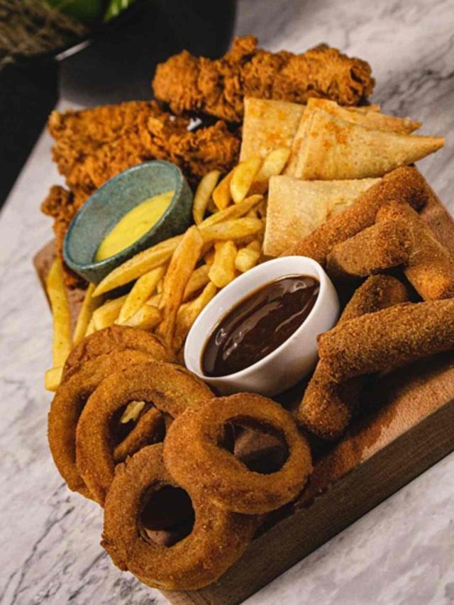 મેંદો પચવામાં ભારે – મેંદો કોલેસ્ટ્રોલ વધારવાનું કામ કરે છે.