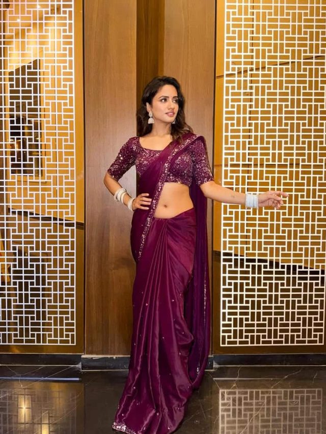 એક્ટ્રેસનું હોટ ફિગર જોઈ ફેન્સ દિવાના બન્યા છે