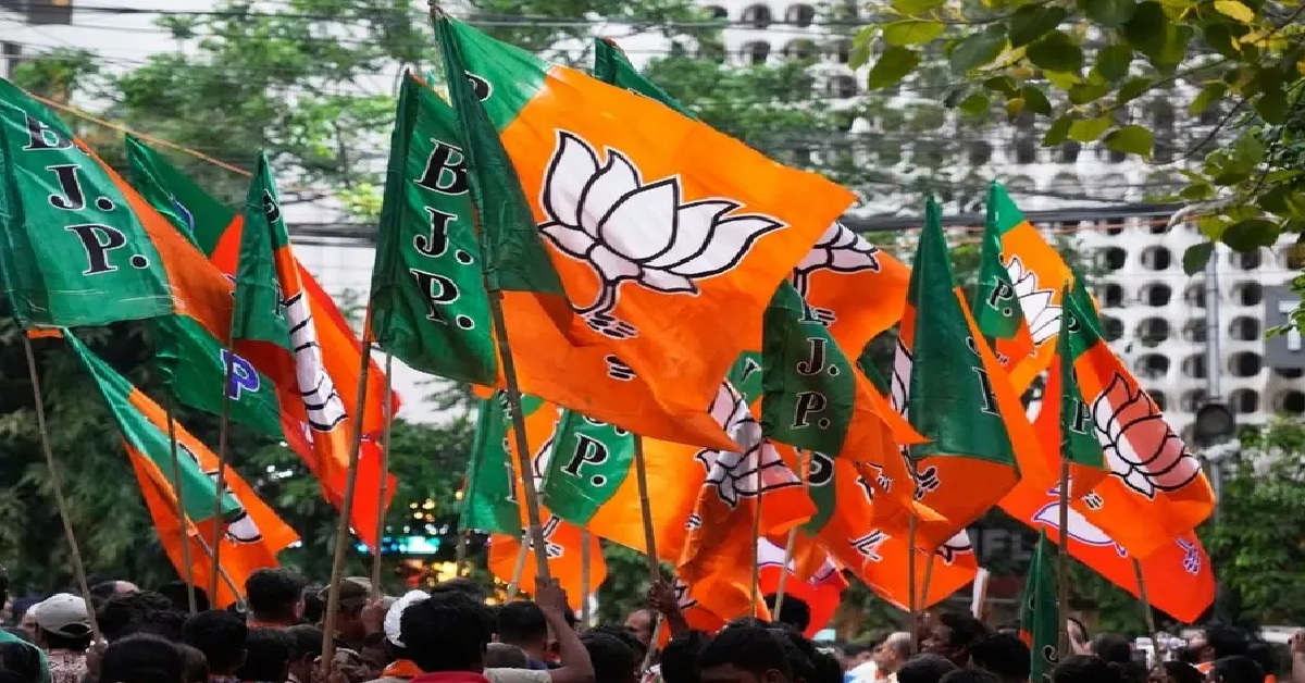 Gujaratમાં મતદાન કર્યા બાદ TMC સાંસદે કહ્યું, ભાજપને 40-50 વર્ષ સુધી સત્તા પરથી દૂર નહીં કરી શકાય