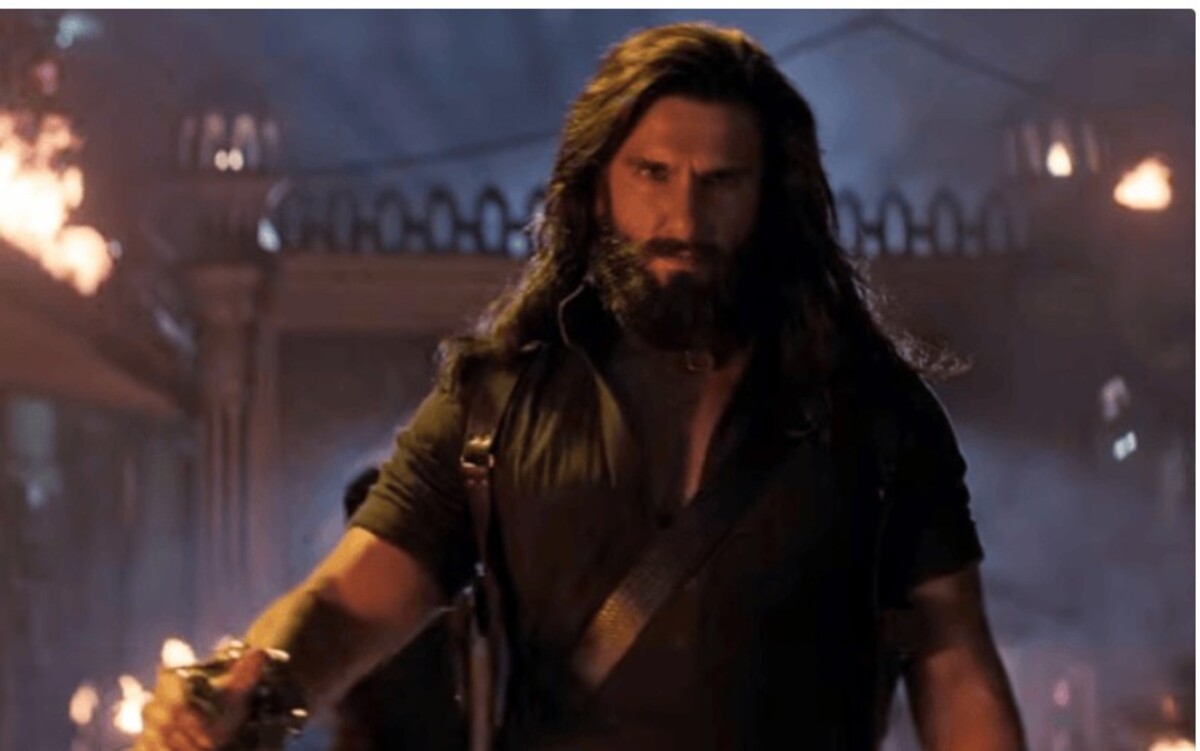 Dhurandhar Movie Update: ₹3000 કરોડની કમાણી સાથે ધુરંધર ભારતની સૌથી સફળ ફ્રેન્ચાઇઝી બની, રણવીર સિંહે ઇતિહાસ રચ્યો