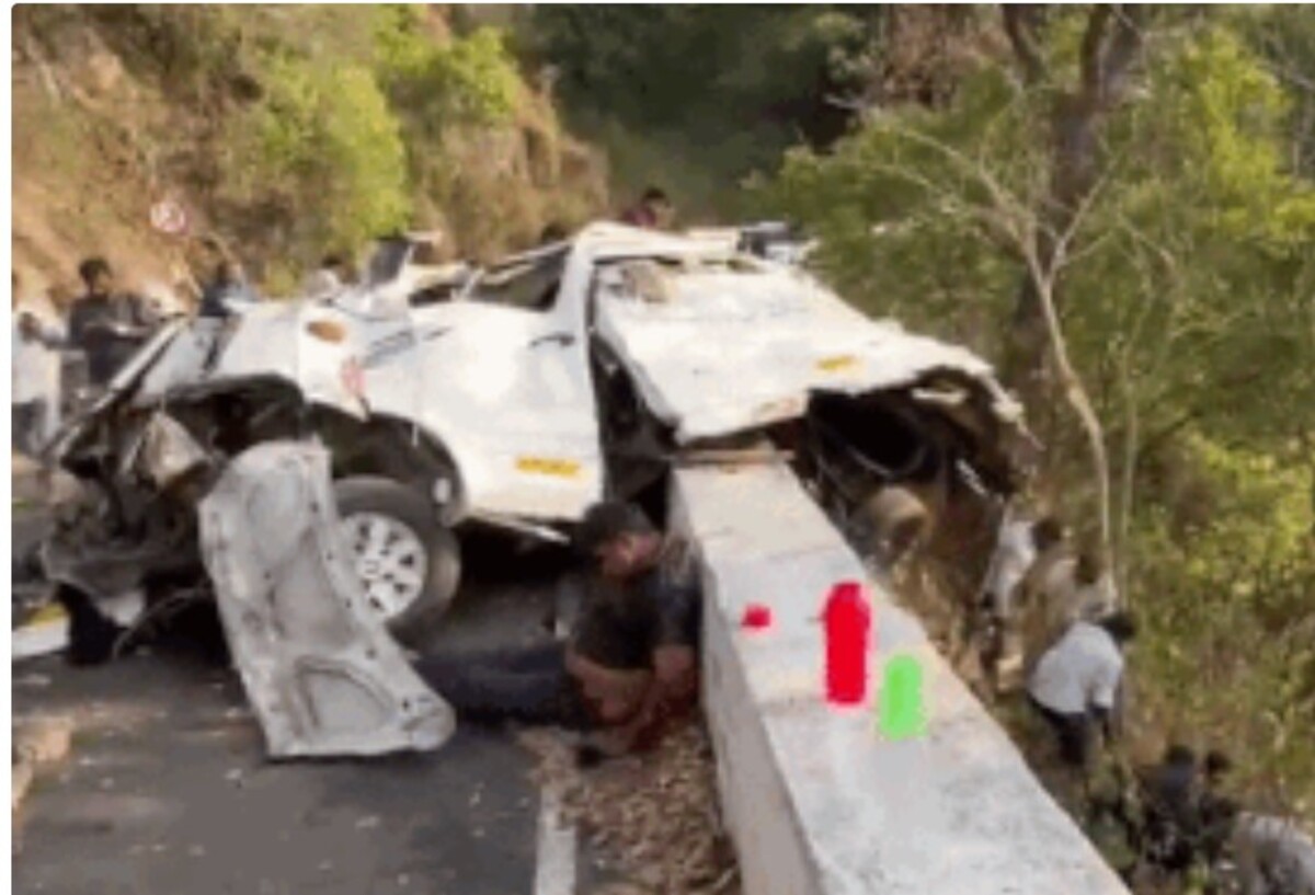 Tamil Nadu: શિક્ષકોને રજા પર લઈ જતી વાન ખીણમાં ખાબકી, 9 લોકોના દુઃખદ મોત, પીએમ મોદીએ શોક વ્યક્ત કર્યો