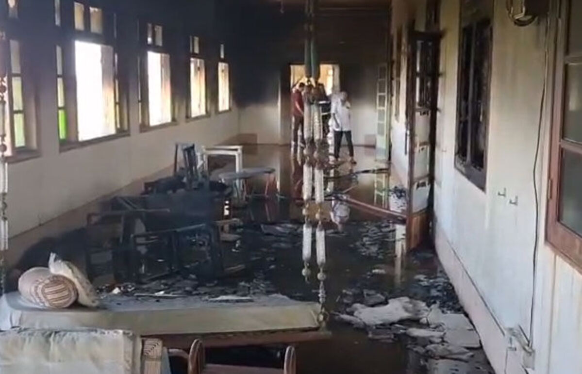 Morbi: રાજવી પરિવારના નવા મહેલમાં ભીષણ આગ લાગી, ફાયર ફાઇટરોએ એક મહિલાને બચાવી