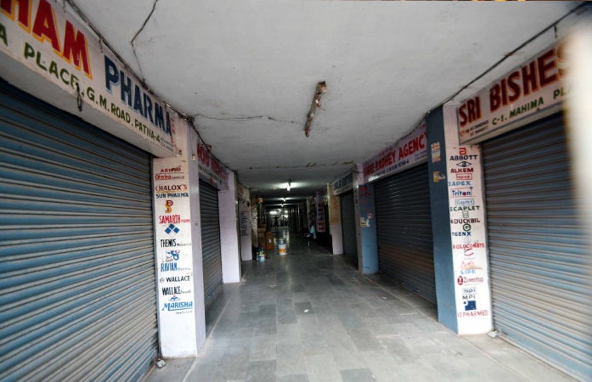Gujarat: 35,000 તબીબી કર્મચારીઓ દેશવ્યાપી દવા ડીલર હડતાળ પર ઉતર્યા!, રાજ્યના અનેક જિલ્લાઓમાં હિંસક વિરોધ પ્રદર્શનો