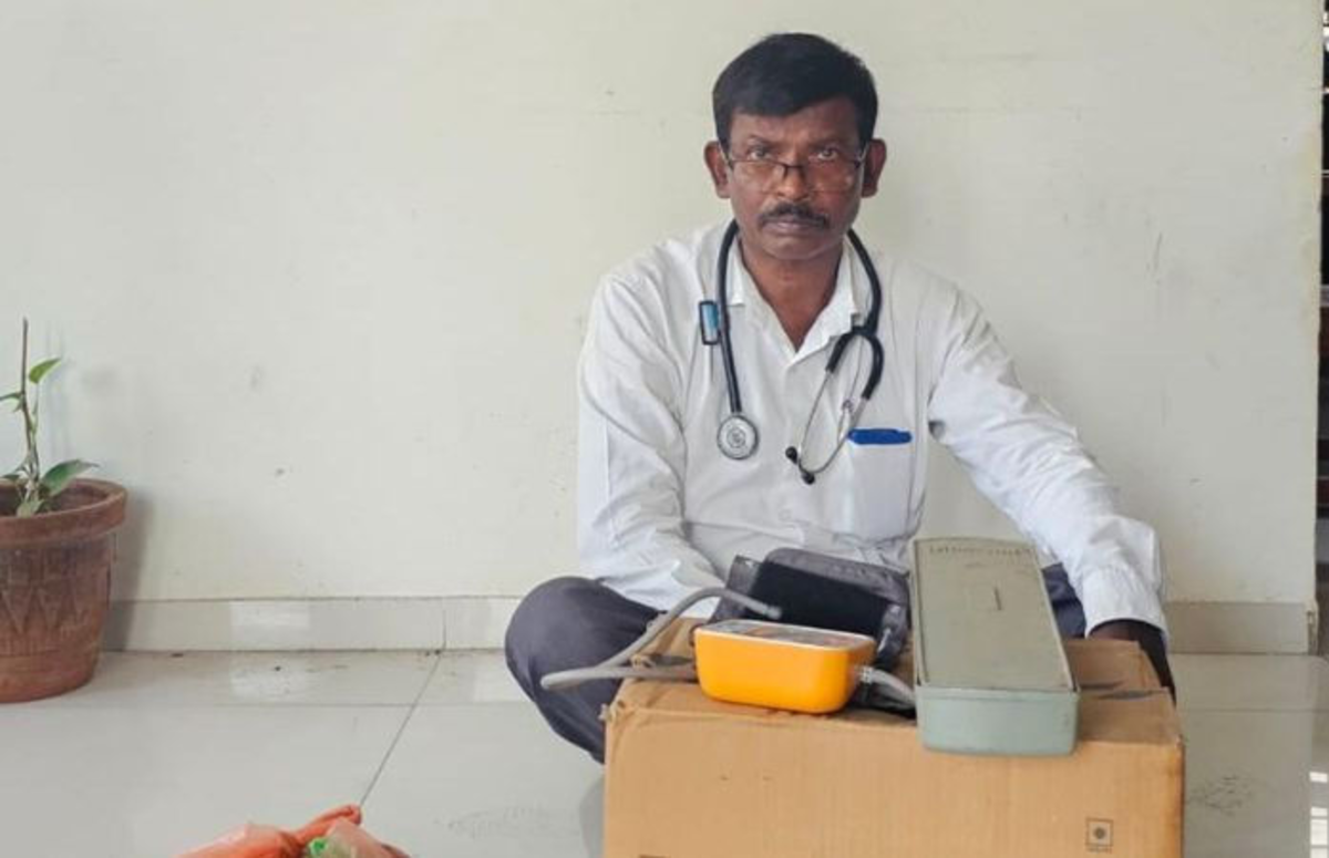Panchmahal: વાંકડિયા ગામમાં લોકોના સ્વાસ્થ્ય સાથે રમત રમતા નકલી ડોક્ટર ઝડપાયા, ડિગ્રી વગર પકડાયા