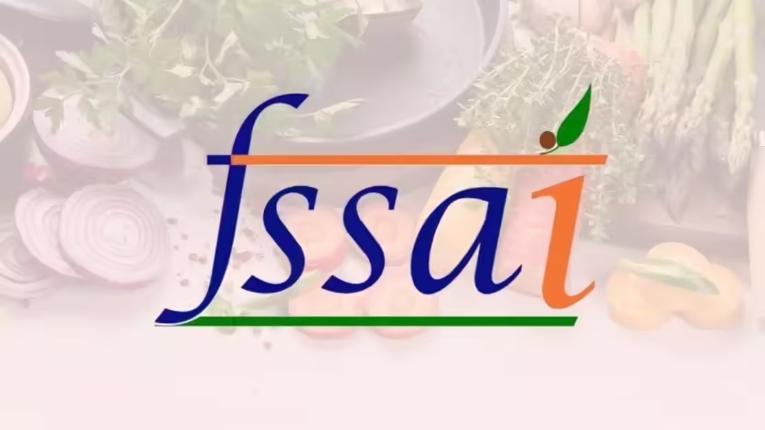 હવે અખબારમાં લપેટીને ખોરાક પીરસવામાં નહીં આવે: FSSAI એ નવી ચેતવણી જારી કરી; વિક્રેતાઓ સામે કડક કાર્યવાહી થવાની સંભાવના