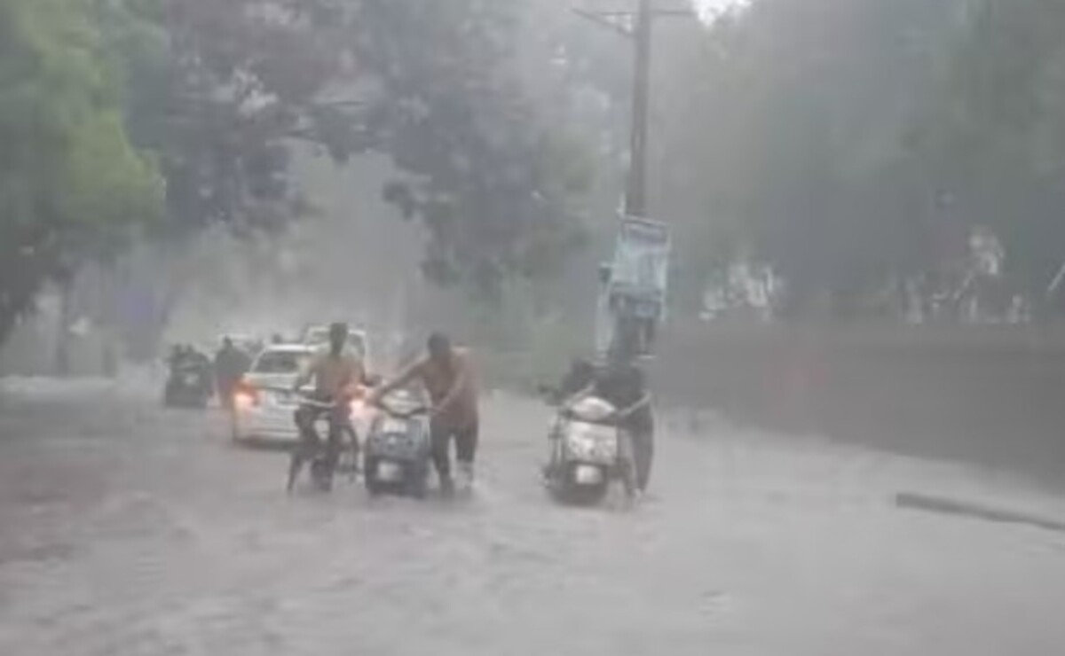 Gujarat Weather: 4 કલાકમાં, 21 તાલુકા થયા જળમગ્ન, વલસાડ-સુરત સહિતના જિલ્લા થયા પાણી-પાણી