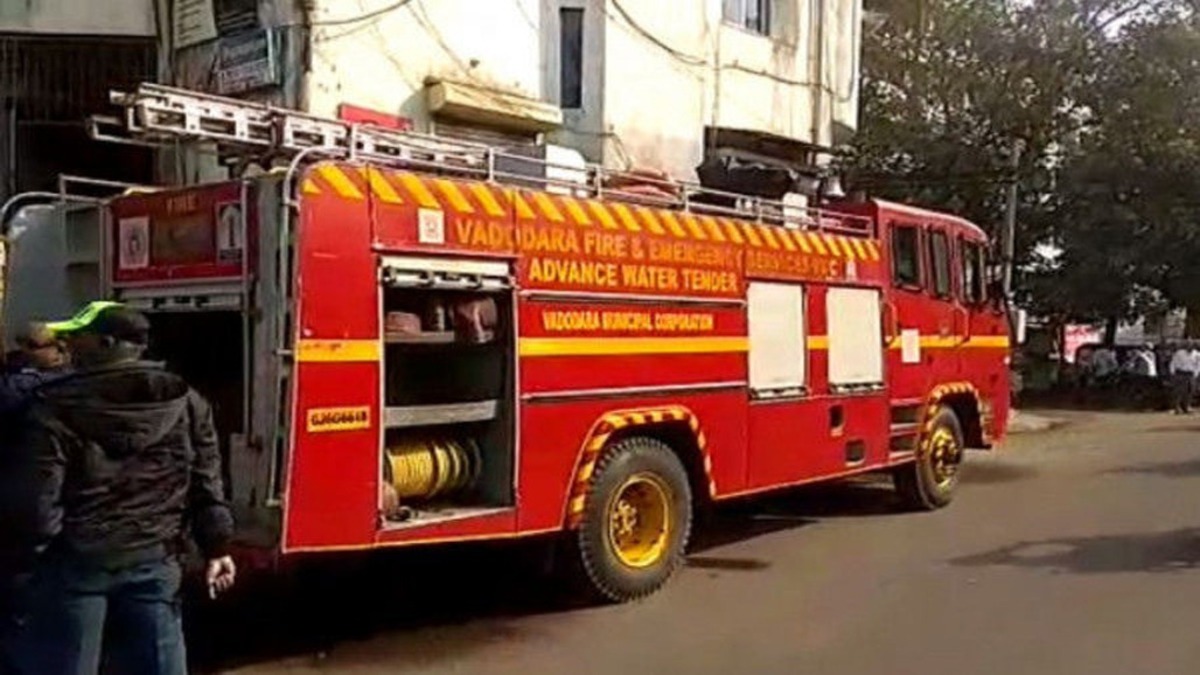 Vadodara Fire Department: કોચિંગ ક્લાસ પર ફાયર બ્રિગેડે કાર્યવાહી કરી, 15 ક્લાસીસને નોટિસ ફટકારી