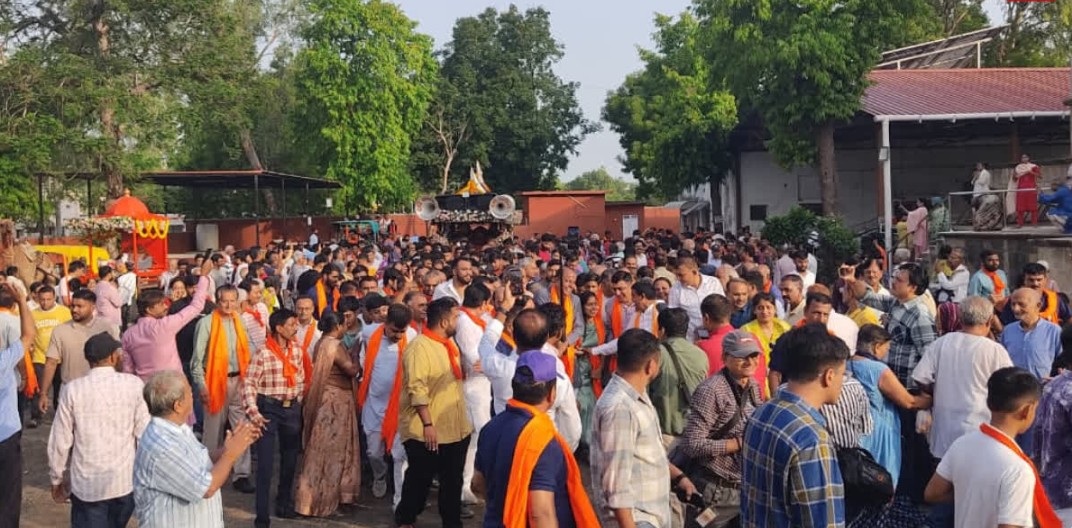 Gandhinagar: ગાંધીનગરમાં 42મી રથયાત્રા, ભગવાન જગન્નાથ પરંપરાગત રૂટ પર પ્રસ્થાન કરે છે