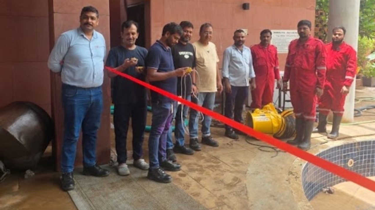 Vapi: અવધ હેલિકોનિયા ટાઉનશીપમાં ઝેરી ગેસ લીકેજની મોટી દુર્ઘટના ટળી, પાણી પુરવઠો પુનઃસ્થાપિત