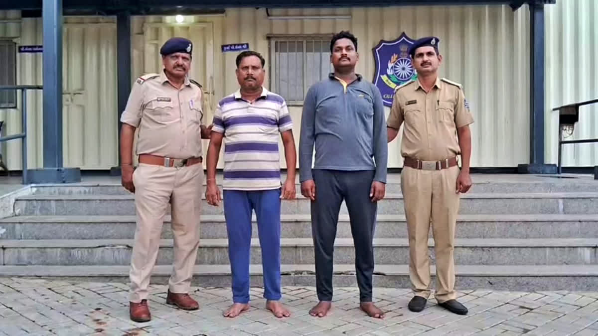 Ahmedabad: દુબઈથી 600 ગ્રામ સોનું લઈને અમદાવાદ આવેલા બે મુસાફરો લૂંટાઈ ગયા, પોલીસે કેસ ઉકેલ્યો