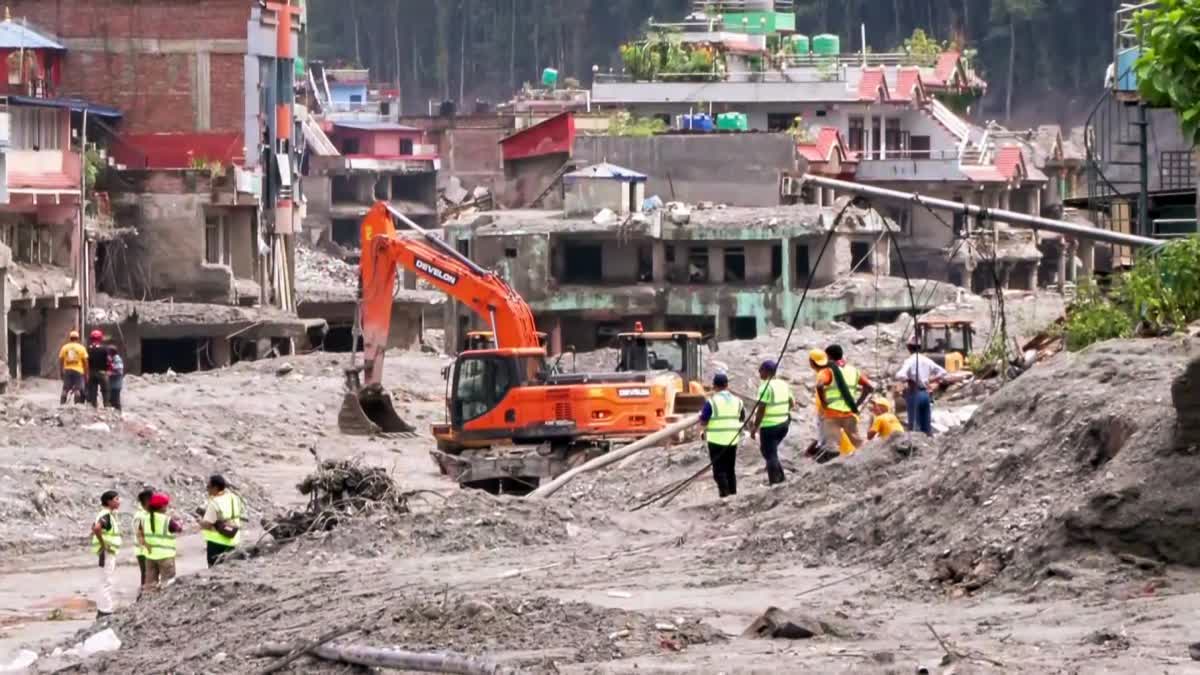 Nepal flood disaster: મૃત્યુઆંક 800 પર પહોંચ્યો, ભારતીય ફોરેન્સિક ટીમે પીડિતોની DNA ઓળખ શરૂ કરી
