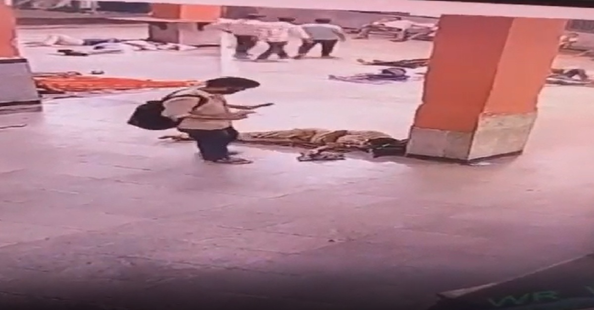 Vapi railway station