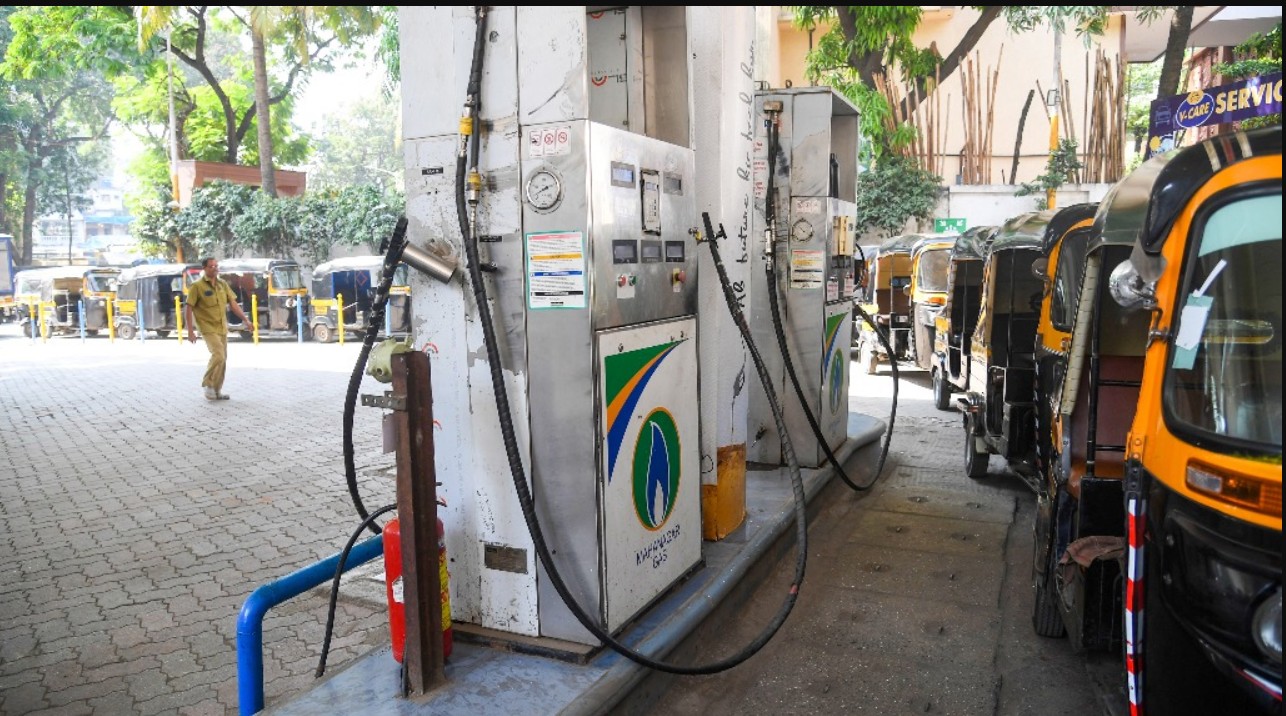 Banaskantha: બનાસકાંઠા અને વાવ-થરાદમાં IRM ગેસ કંપની અને CNG પંપ ડીલરો વચ્ચે વિવાદ, 19 ઓગસ્ટે પંપ બંધ રાખવાની જાહેરાત