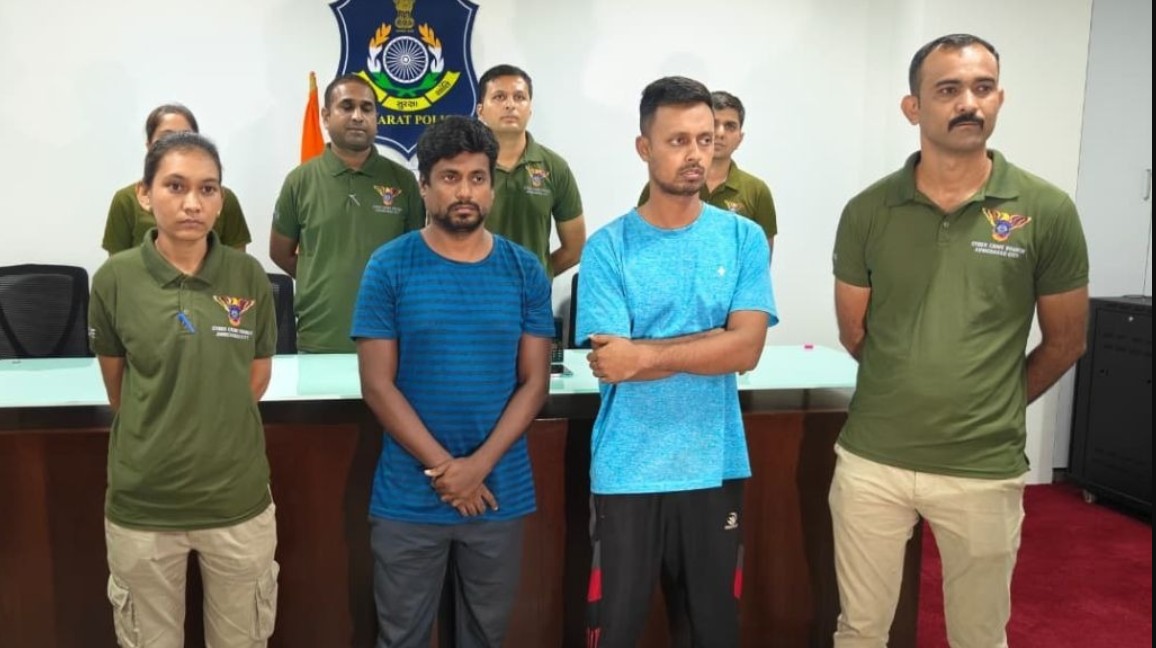 Ahmedabad: અમદાવાદ સાયબર ક્રાઇમે ચીન-પાકિસ્તાન કનેક્શન ધરાવતા ‘બોસ સ્કેમ’ નેટવર્કનો પર્દાફાશ કર્યો, પશ્ચિમ બંગાળમાંથી 2 ગુનેગારોની ધરપકડ