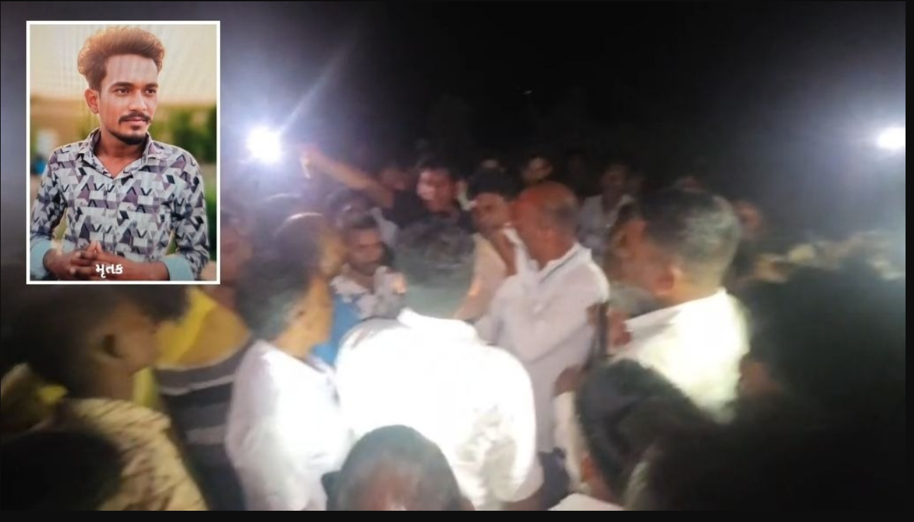 Chhota Udaipur: પાણી મહુડા ગામમાં ક્રેન અથડાતા બાઇક સવારનું મોત, ગામલોકોએ હોબાળો મચાવ્યો
