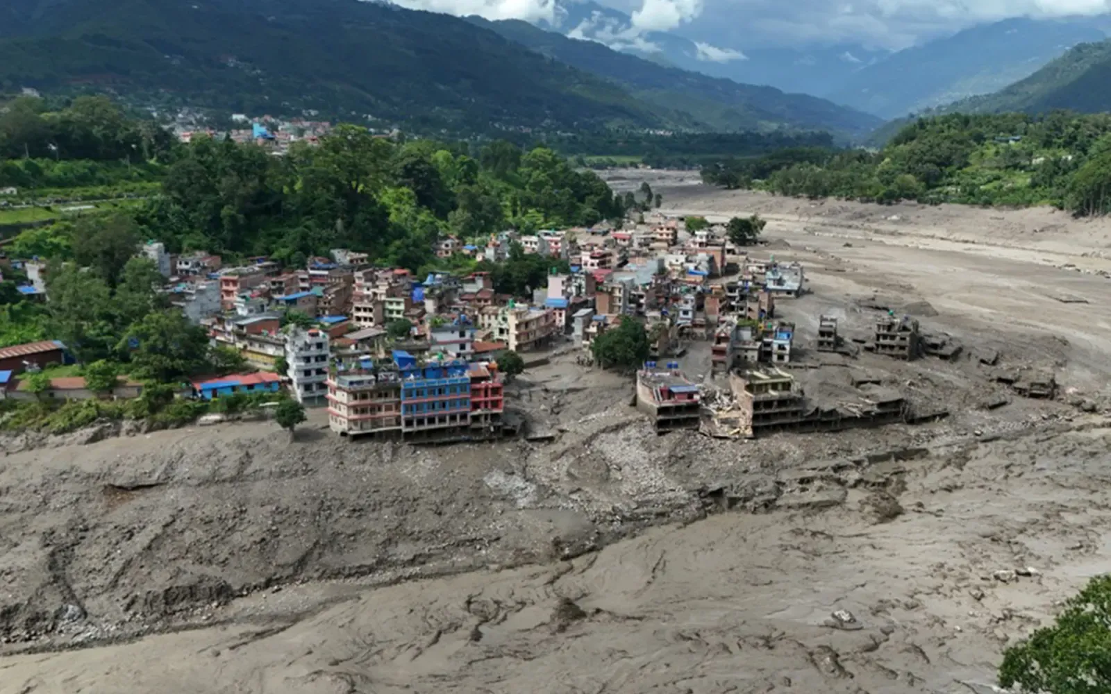 imageye___-_imgi_220_88e6ade2-ae8c-4adf-986d-3403e0cb53d1-Banjir-Nepal-EPA-Images-pic-26826