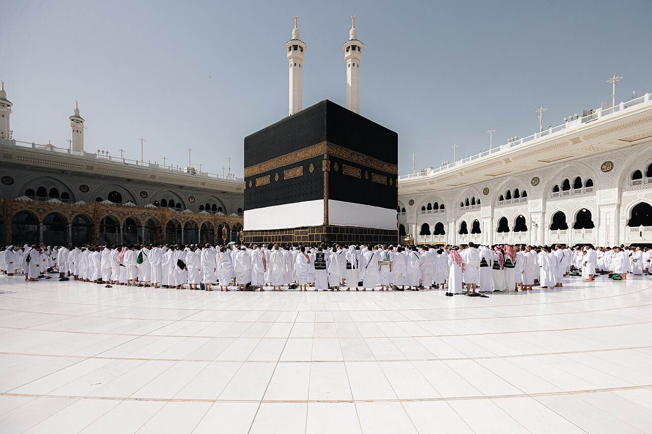 mecca: મક્કા પર હુમલાના પ્રયાસને કારણે સાઉદી અરેબિયામાં તણાવ; હુથી ડ્રોન અને મિસાઇલોને રોકવા માટે 4 દેશો પાસે મદદ માંગવામાં આવી