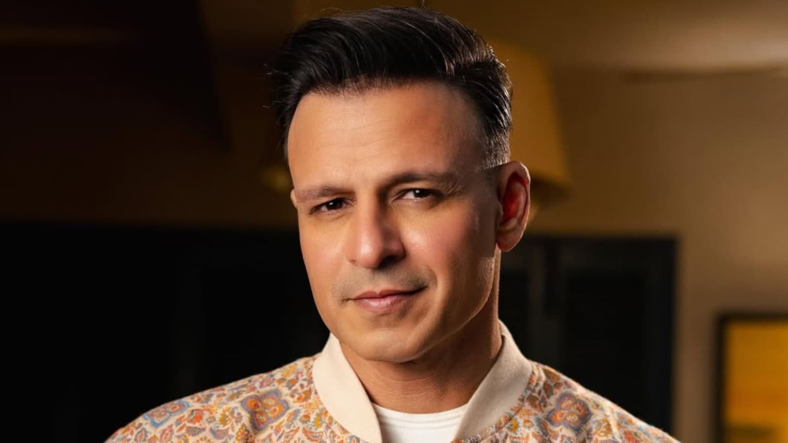 Vivek oberoi: વિવેક ઓબેરોયે પોતાનું વચન નિભાવ્યું: ‘રામાયણ’ ફિલ્મની સંપૂર્ણ ફી કેન્સર સામે લડી રહેલા ૫૦ બાળકોની મદદ માટે દાન કરી