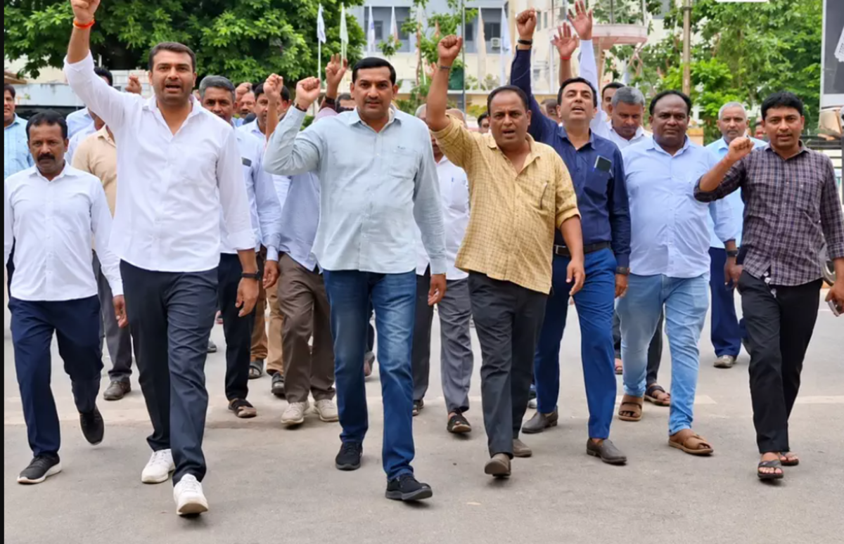 Banaskantha: પાલનપુર-કરજોડા બાયપાસ સામે ખેડૂતોનો ઉગ્ર વિરોધ