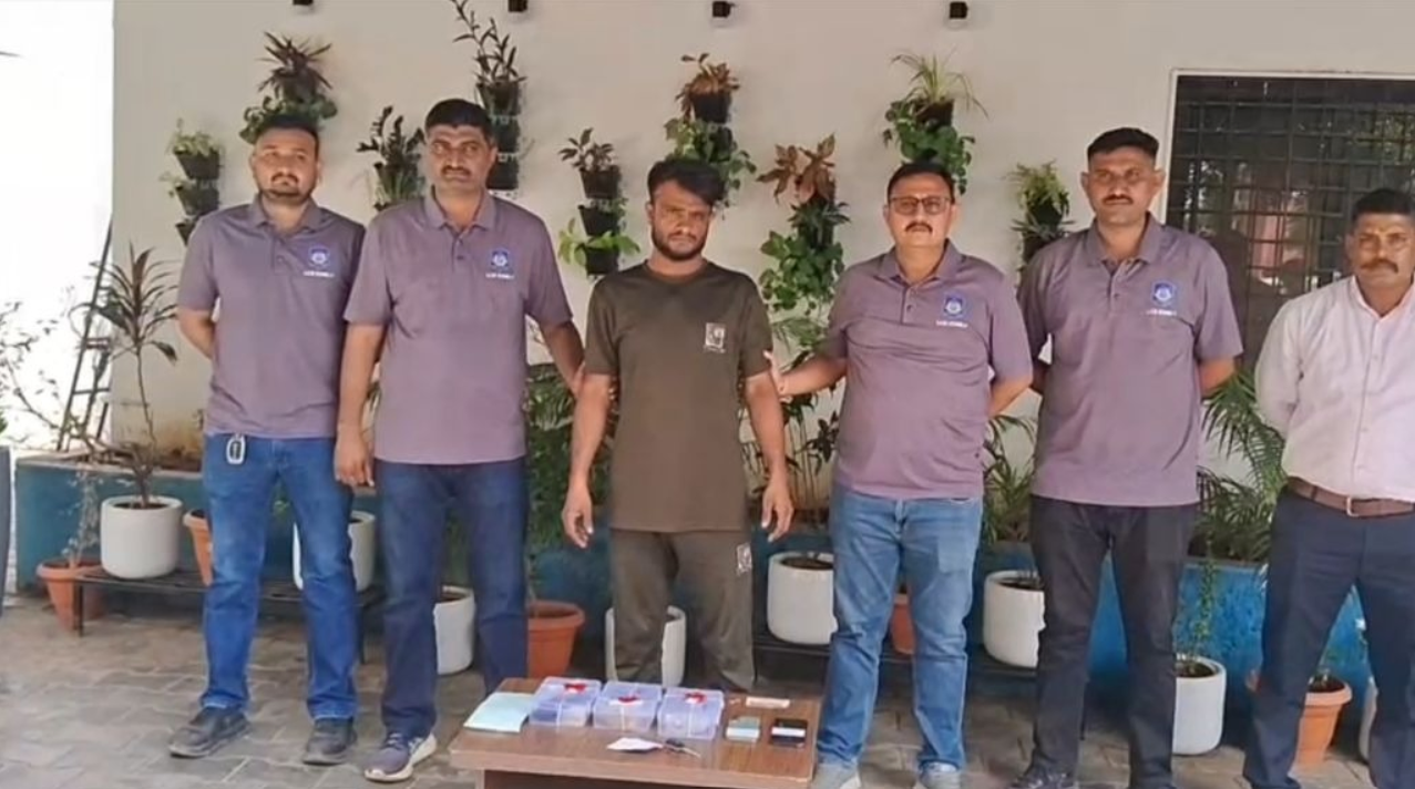 Ahmedabad: જામનગરનો એક રિક્ષા ચાલક જુહાપુરાથી MD ડ્રગ્સની દાણચોરી કરતો પકડાયો, તે 25,000 રૂપિયા મળતું હતુ કમિશન