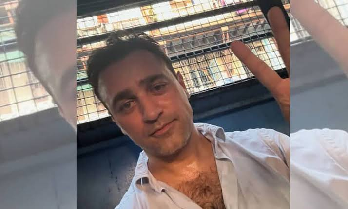 Imran khan: મુખ્ય ચૂંટણી કમિશનર (CJP) વિરુદ્ધના વિરોધ પ્રદર્શનમાં ભાગ લીધા બાદ અભિનેતા ઈમરાન ખાન મુશ્કેલીમાં મુકાયા; દેશ છોડવા માટે નોટિસ જારી