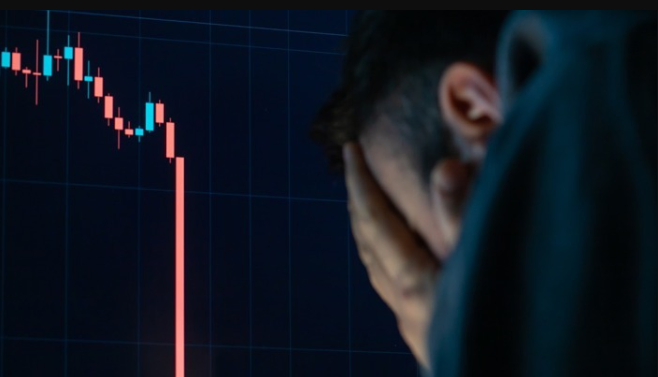 Stock market: ઓક્ટોબરના પહેલા દિવસે શેરબજાર ક્રેશ થયું, સેન્સેક્સ 950 પોઈન્ટ ઘટ્યો, જ્યારે નિફ્ટી 319 પોઈન્ટ ઘટ્યો